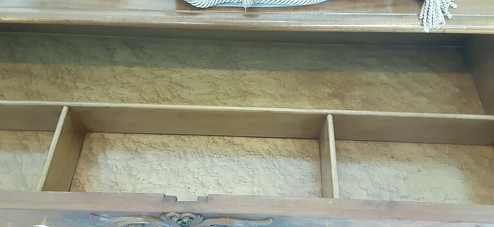 sideboard buffet antique