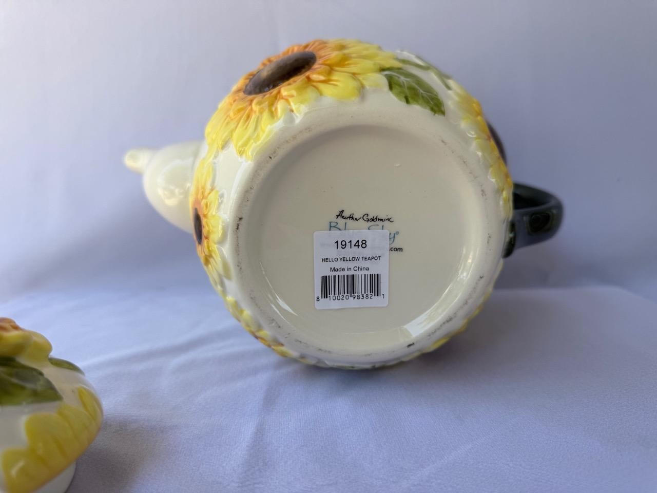 Blue Sky Clayworks Heather Goldminc Hello Yellow Flowers Bees Ceramic Teapot New