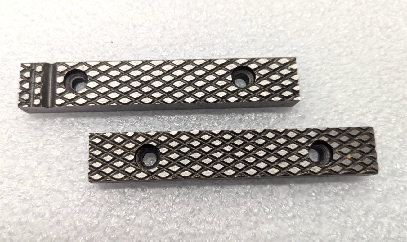 JET 5" Bench Vise Jaw Inserts D45-41 Serrated Replacement Set 11105S41 Screws