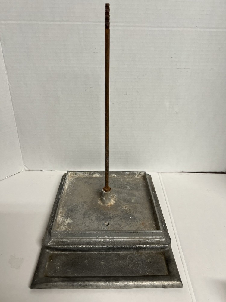 Sun 5 Cent Peanut Nut Machine Nickel - Vintage Push Pull Coin