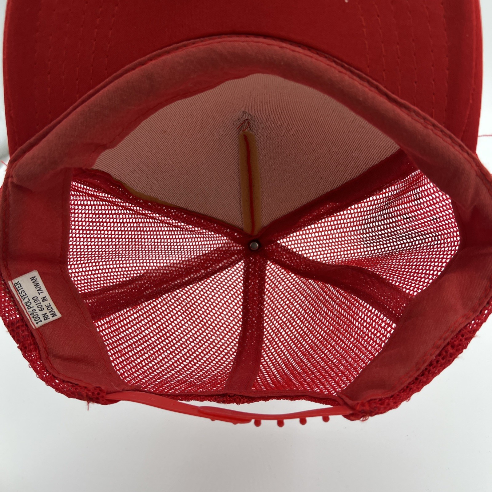 Vintage 80s Coke is it! Coca Cola Snapback Mesh Trucker Hat Ball Cap Advertising