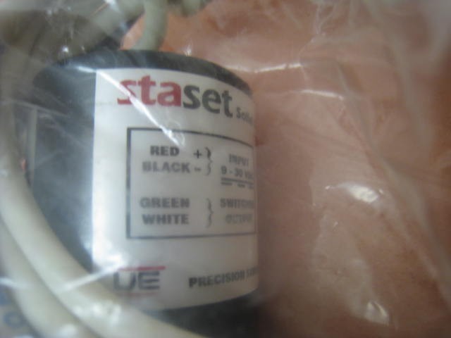 Staset EA100D-24 Solid State Pressure Switch