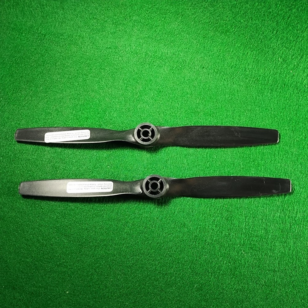 (2) Master Airscrew composite prop 11x7