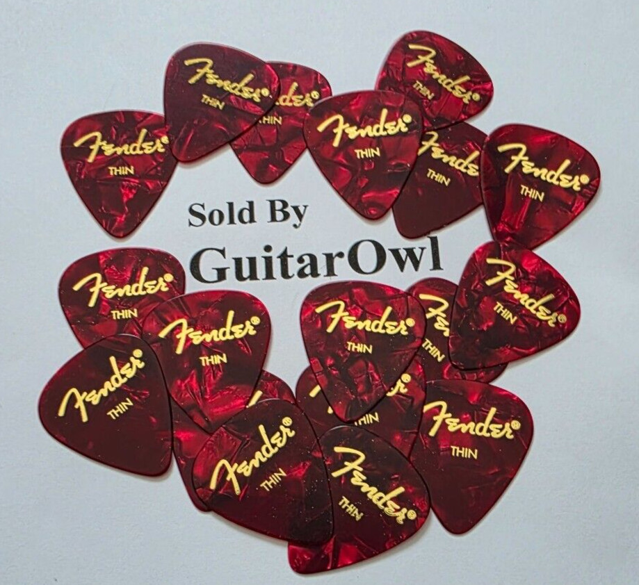 FENDER THIN GUITAR PICKS Red Moto 351 celluloid 18 picks