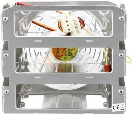 NEW THERMALTAKE iCage A2309 3-Bay HDD/SATA/SSD Drive Cage w/120mm Blue LED Fan