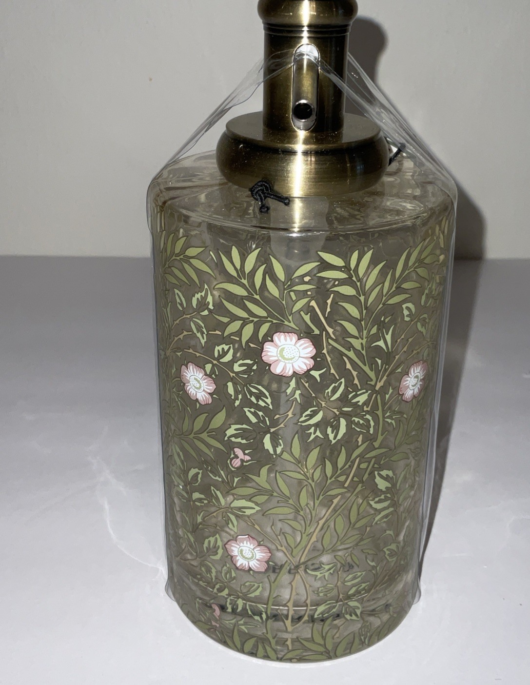 MORRIS & Co. MALLOW IN PINK FLORAL CLEAR GLASS SOAP PUMP BATHROOM VANITY NWT