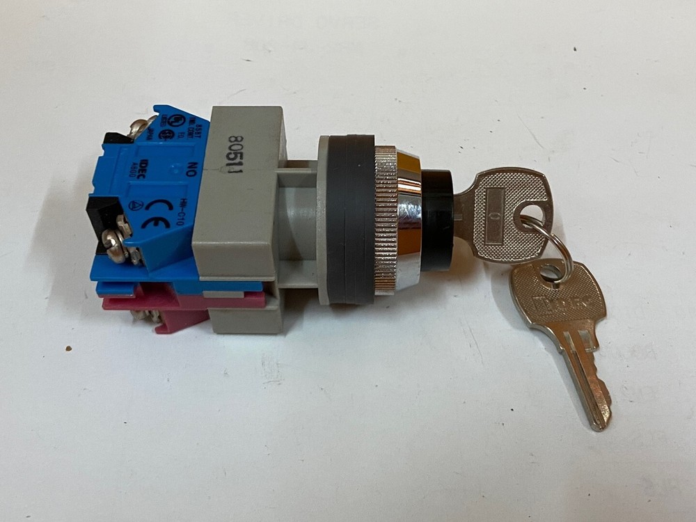 idec ASS0201 Key Selector Switch / HA-C10 Selector Switch