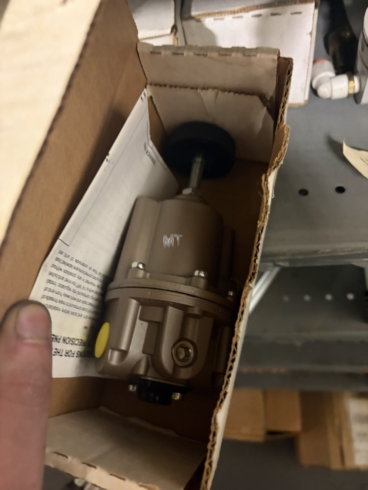Schrader Bellows 3550-1030 Precision Regulator