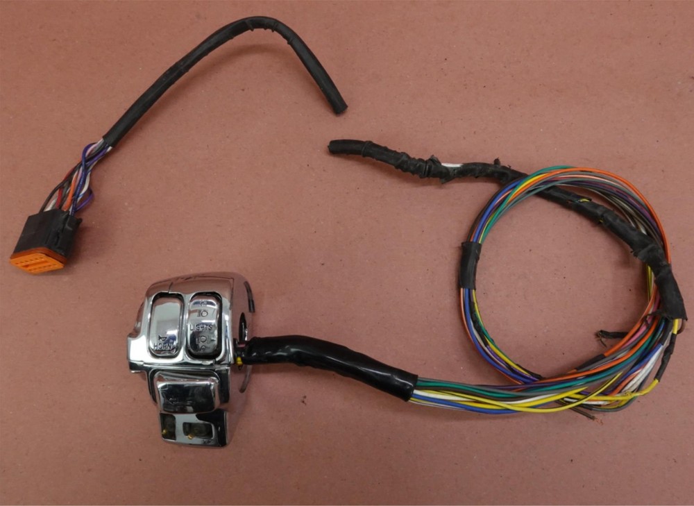 2000-2006 Harley Davidson Electra Glide LEFT HAND CHROME SWITCH