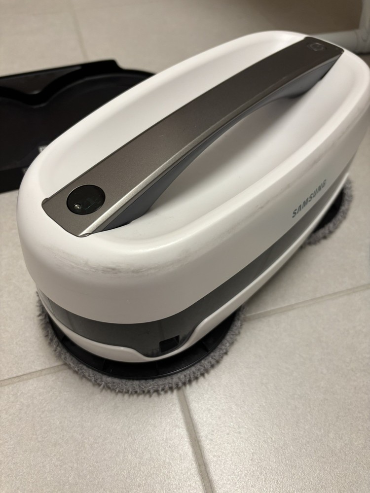 Samsung Jetbot Mop with Remote + Dual Spinning Technology White