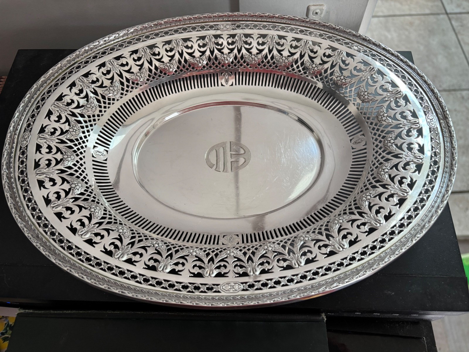 Large Deeply Pierced Sterling Silver Bowl 16.88 Troy Ounces