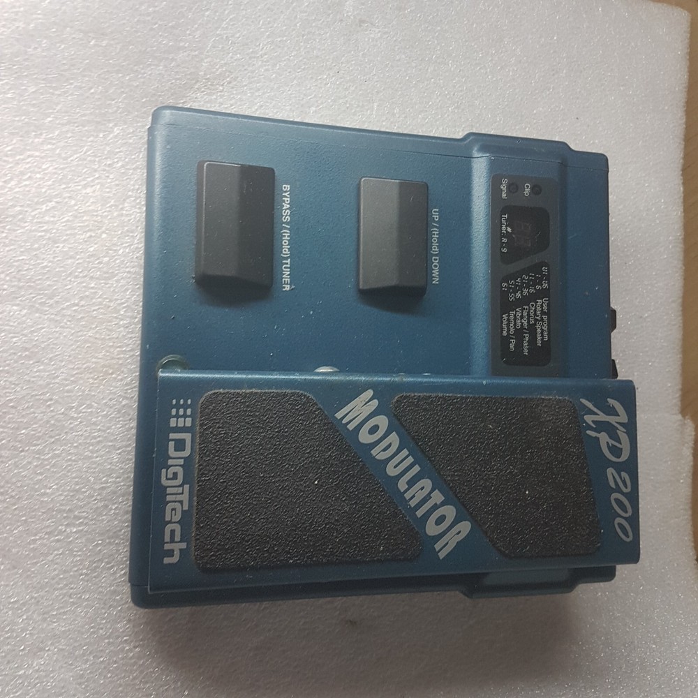 DIGITECH XP 200 MODULATION PEDAL