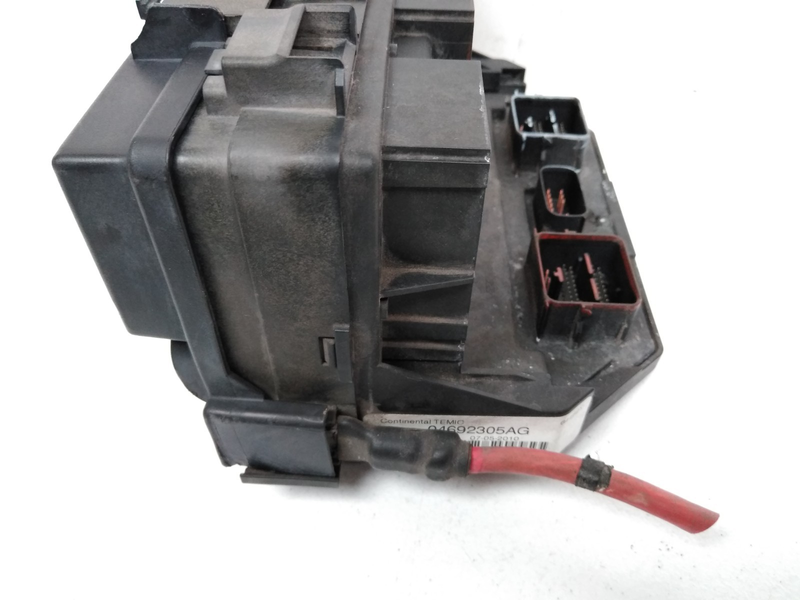 04692305AG Dodge 2010 Grand Caravan Fuse Box Journey T&C Routan TIPM Engine A57