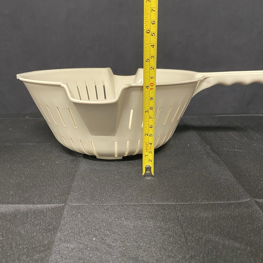Off-White Double Spout Vintage Colander/Strainer
