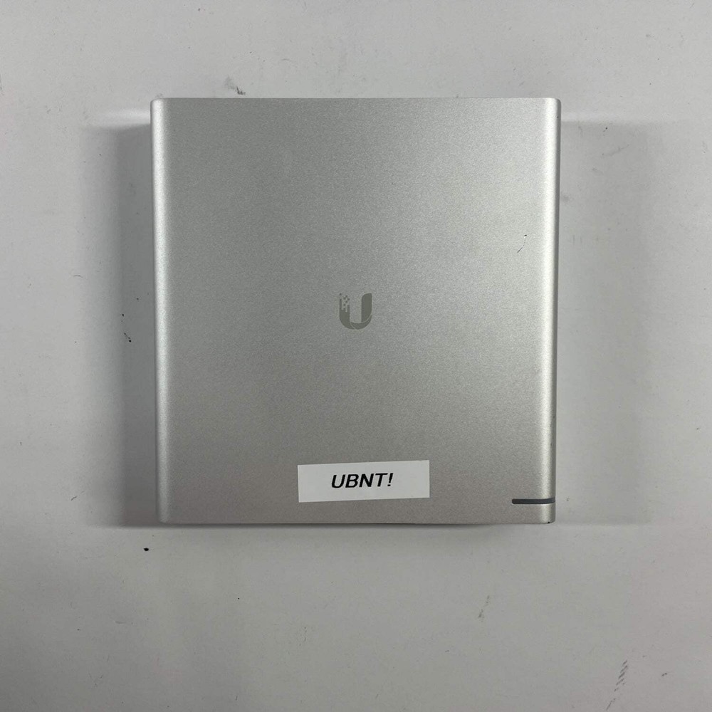 UniFi Cloud Key Gen2 + Console UCK-G2