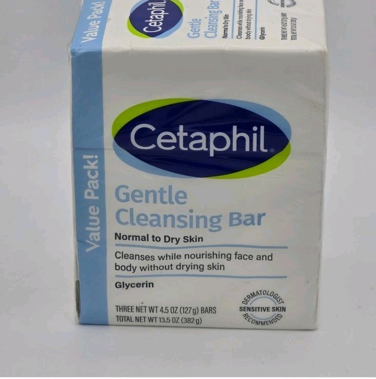 Cetaphil 8 CT Care Essentials Kit