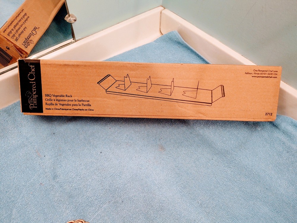 The Pampered Chef 2712  BBQ Vegetable Rack  Open Box
