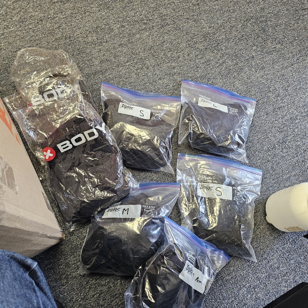 Complete Katalyst EMS Body Training System; Suit Size L; Arms sz M; barely use