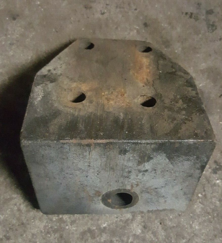 FREIGHTLINER ENGINE MOUNT 01-26178-001