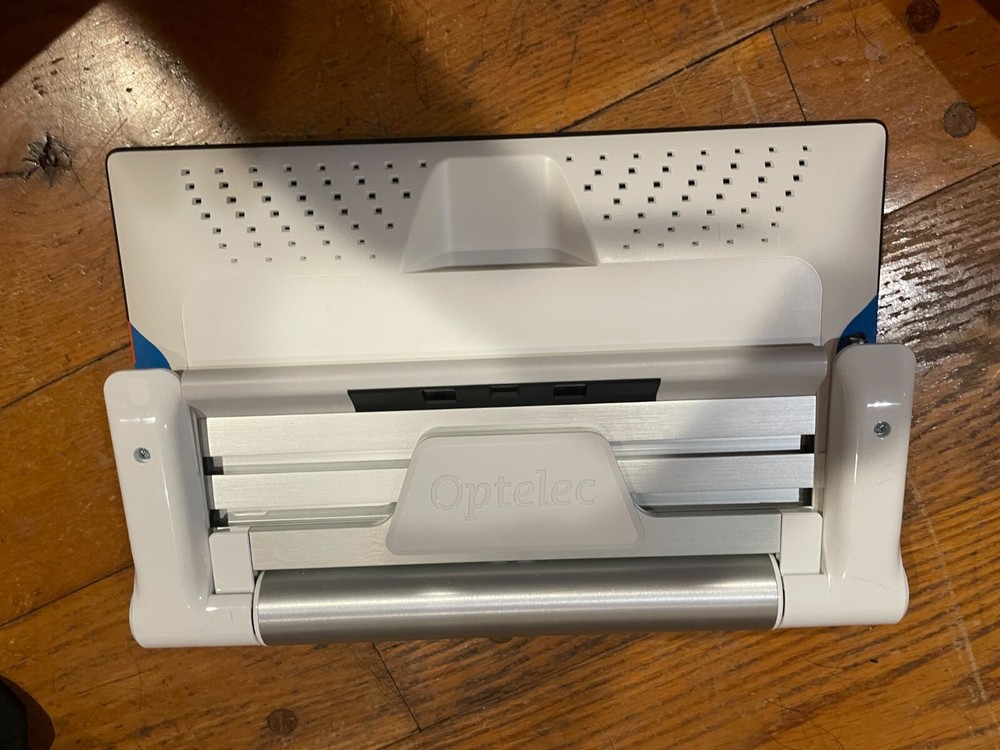 Optelec Traveller HD Magnifier