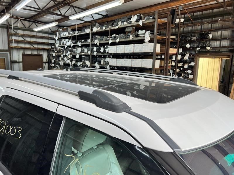 EXPLORER 2013 Keys/Latches/Locks 104633801