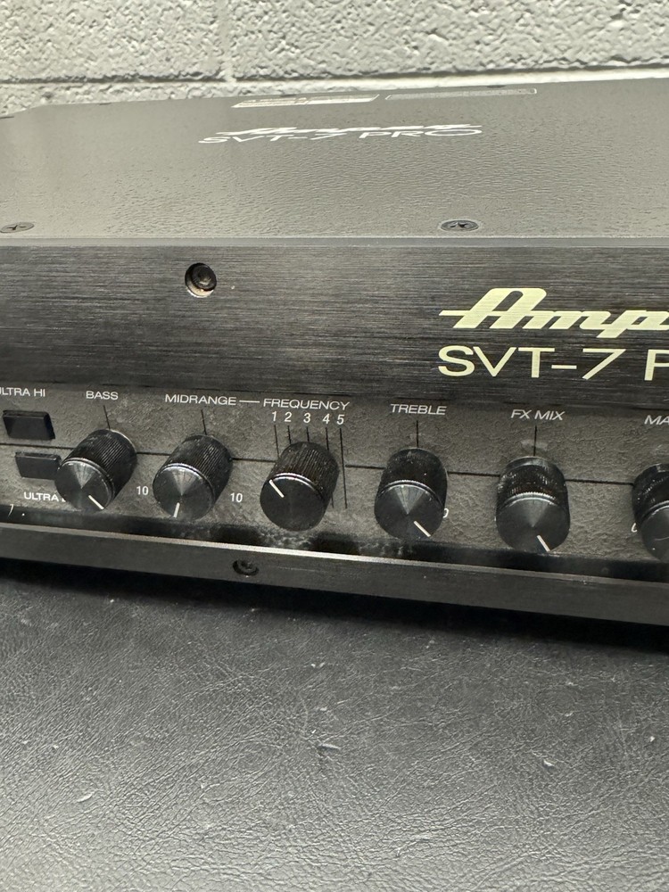 Ampeg Svt-7 Pro With Power Cord
