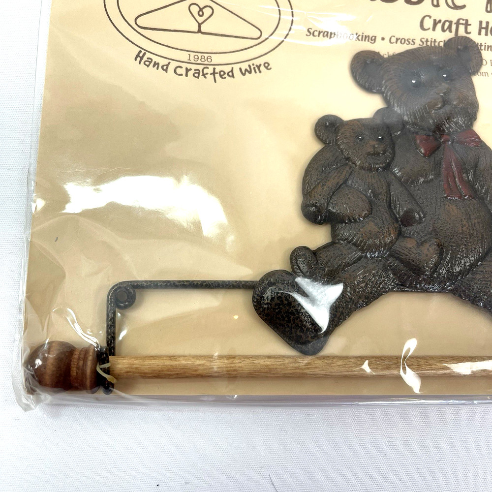 Ackfeld Hand Crafted Wire Craft Holder Teddy Bears 7.5" NEW