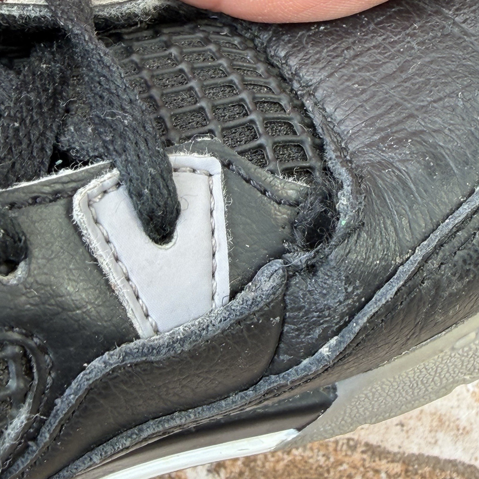 Nike Air Jordan 4 Retro Bred Reimagined Sneakers BQ7669-006 Kids Toddler Size 10