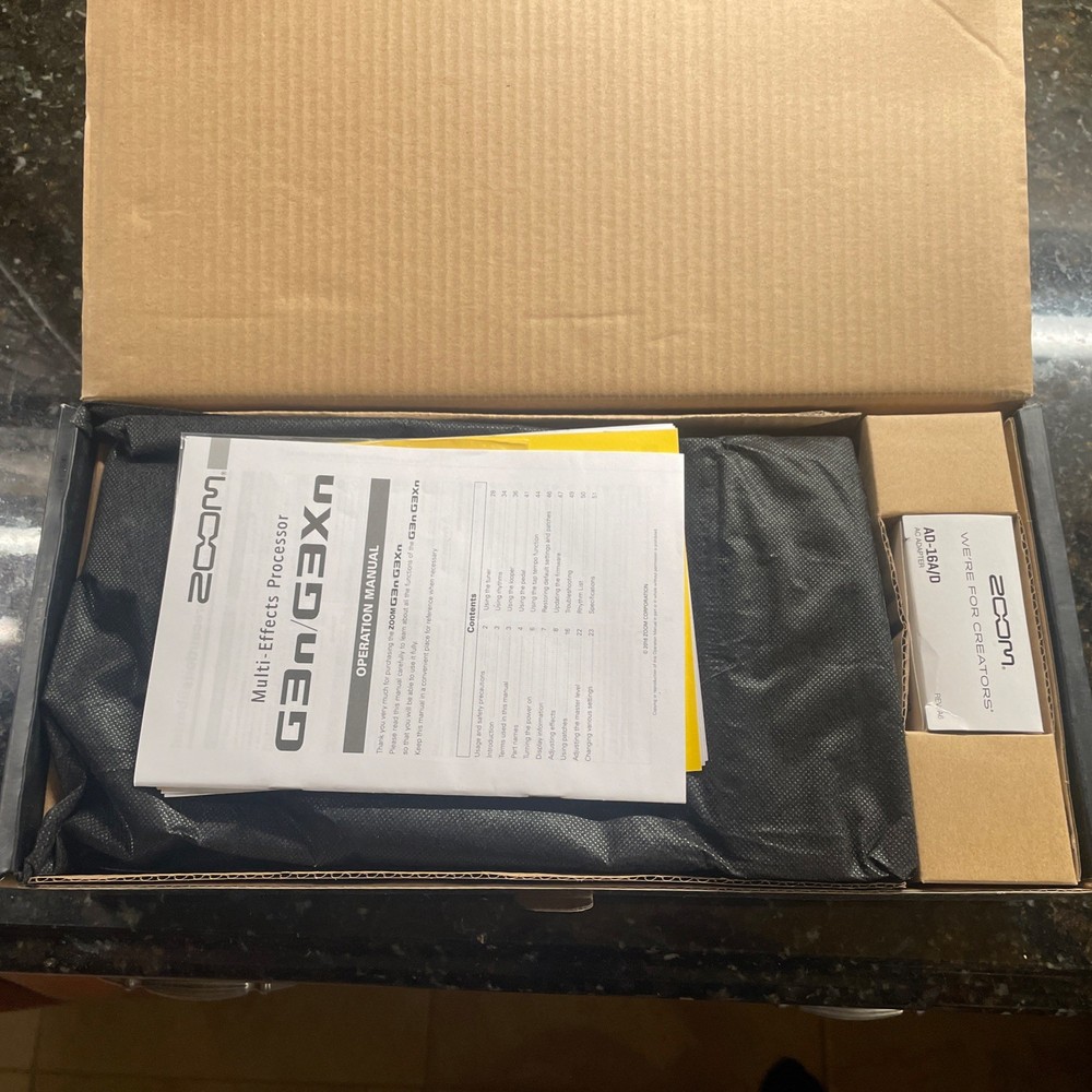 ZOOM G3Xn | Guitar Multi-Effects Processor, Expression Pedal – Good Condition