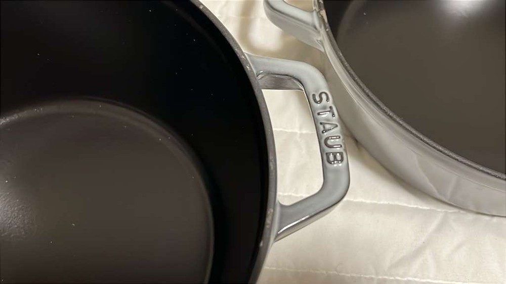 Staub Cast Iron, 5 qt, Round, dutch oven, 3-pc Stackable Set