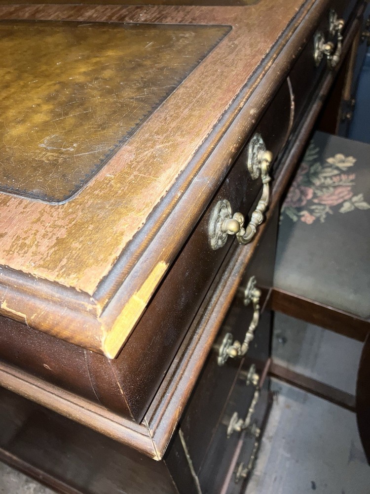 Executive Desk Vintage Age
