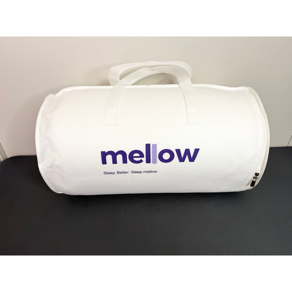 Mellow MarshMellow Comforter Queen Size White NWT 60x80