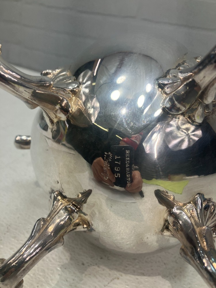 SILVER PLATE COFFEE/TEA POT