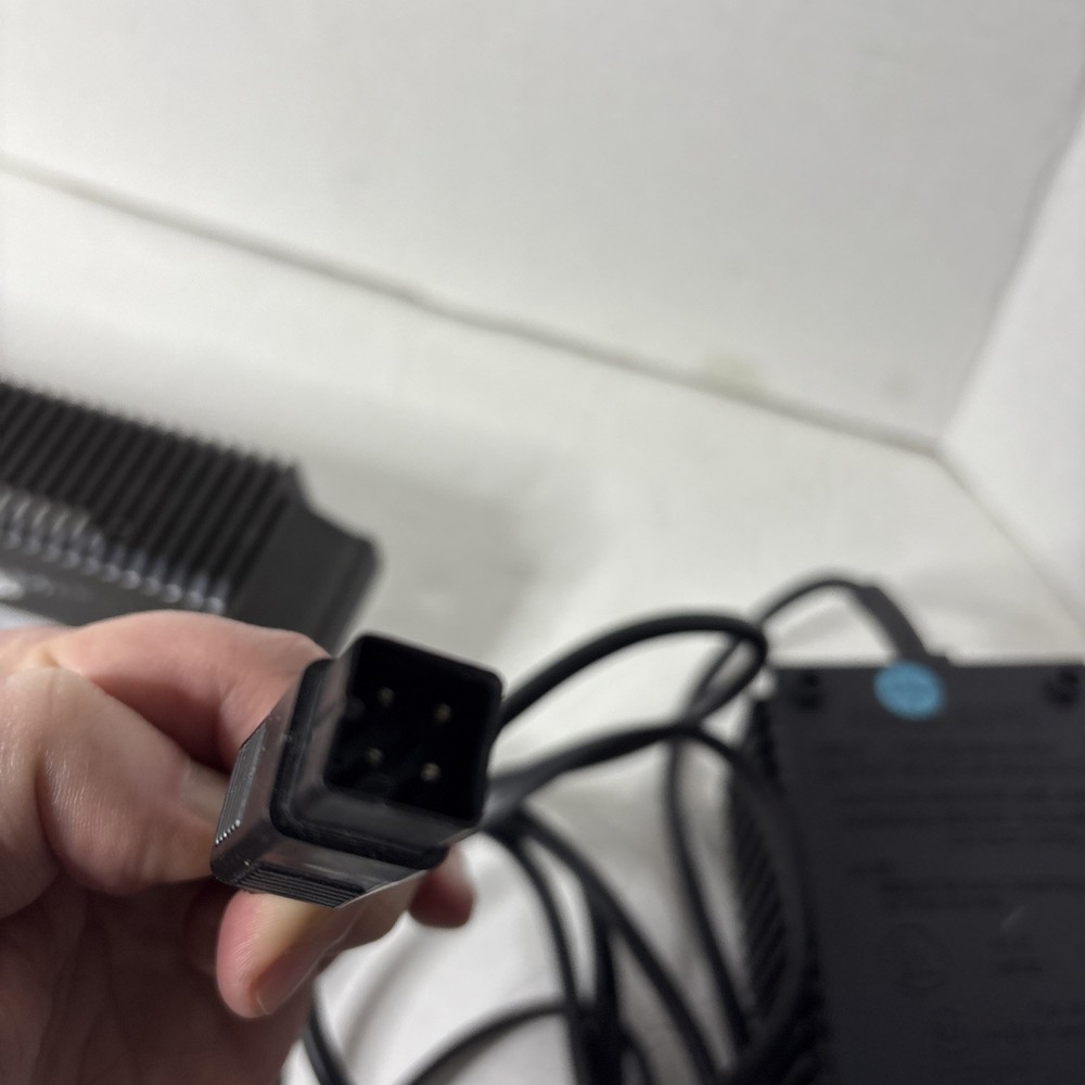 Commodore Plus 4 with original power supply. Read description!