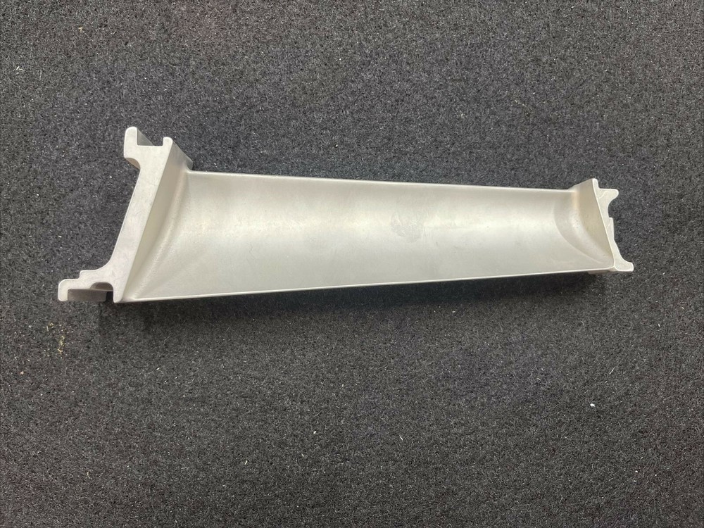 Pratt & Whitney 413853CL8 Vane