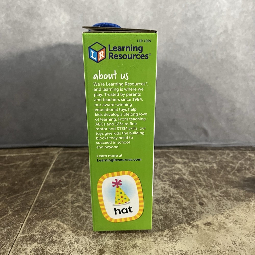 Skill Builders! Summer Learning Activity Set 252 Pieces Ages 5-6 Reading Math