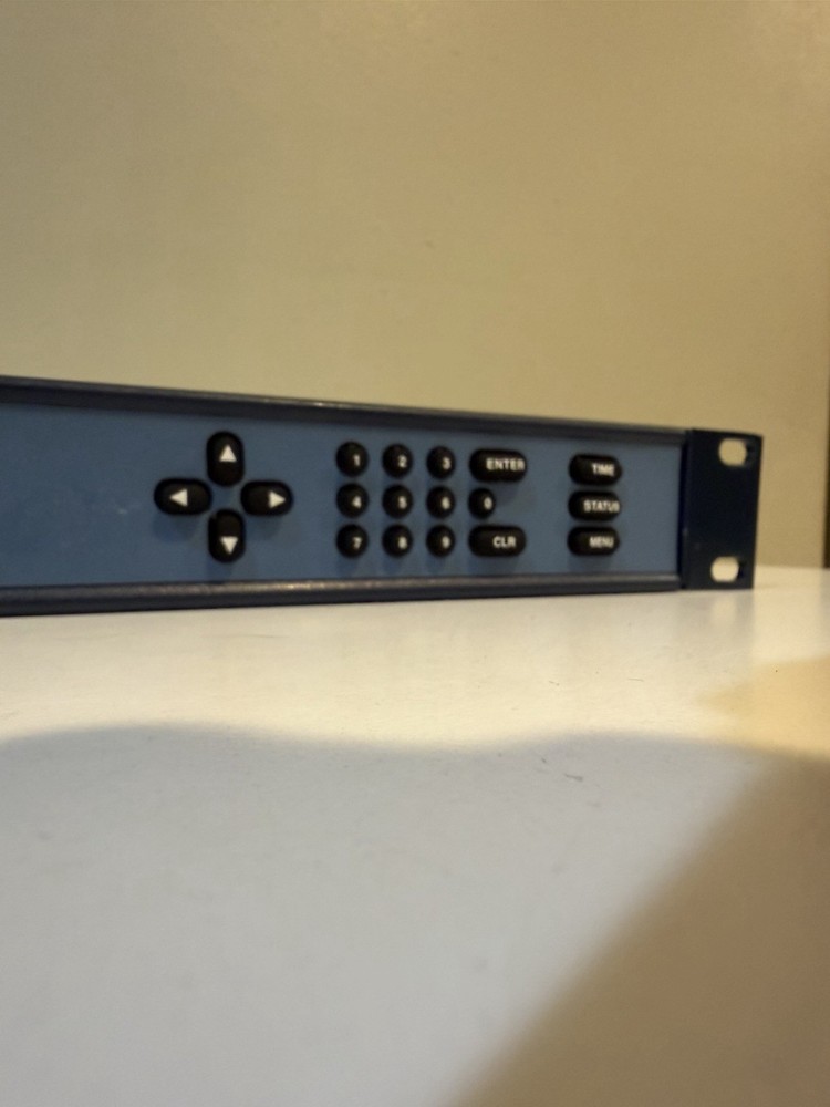 SYMMETRICOM 1520-S200 SYNCSERVER S200 NETWORK TIME SERVER