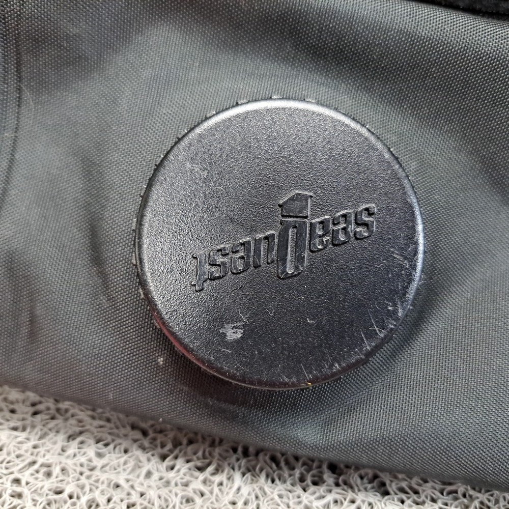 SEAQUEST Infinity Scuba Vest Size Medium W/ Breathing Source + Accessories