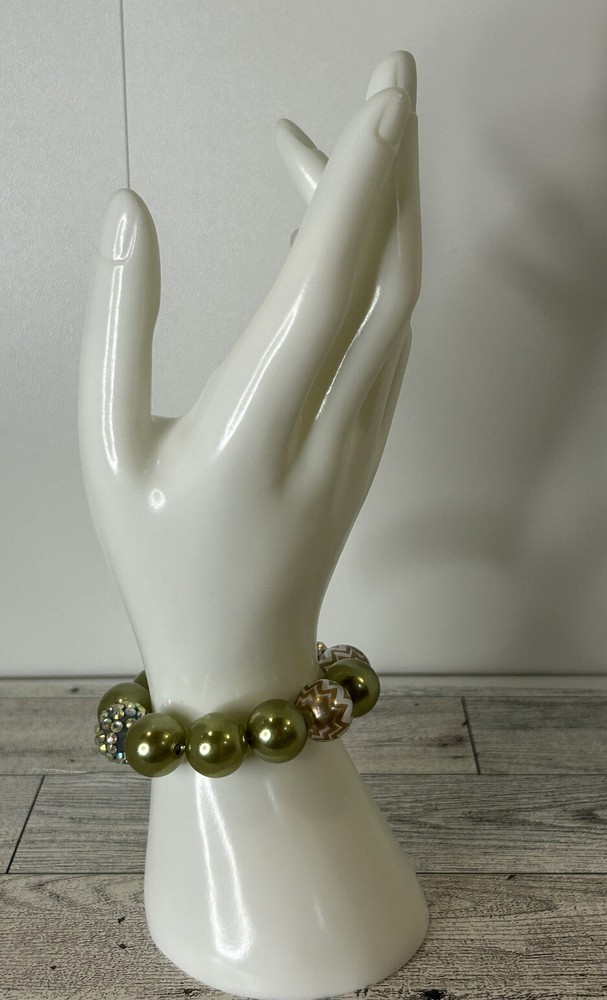 Chunky Green Beaded Bracelet- Handmade Size 7”