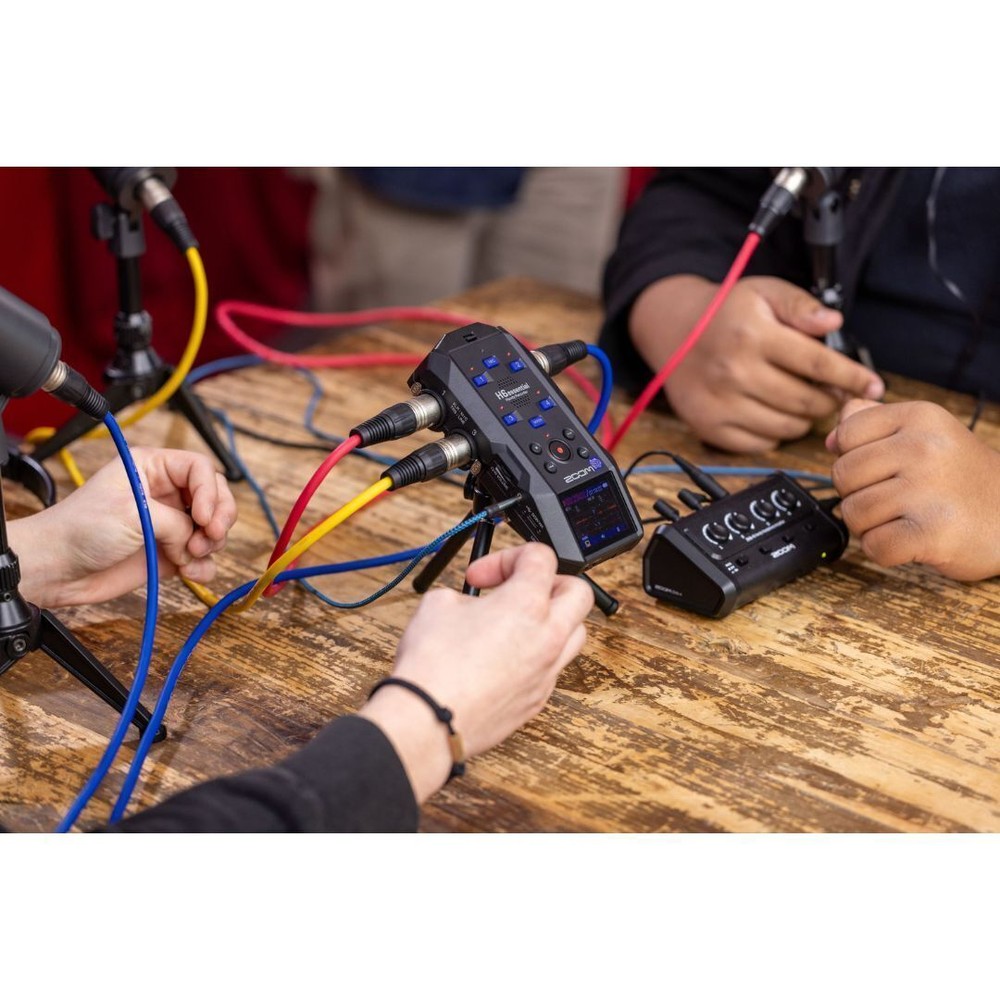 Zoom H6essential with 32-Bit Float and 6-Track Portable Recorder