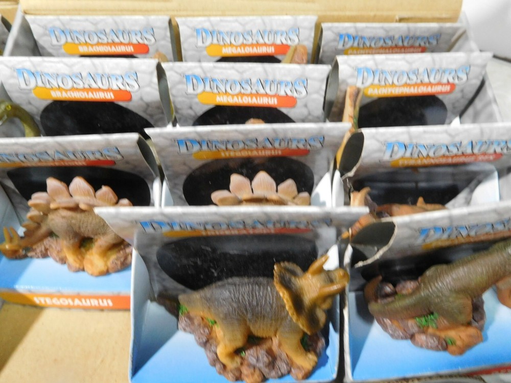 70 Resin Dinosaur Figures ~ for display only