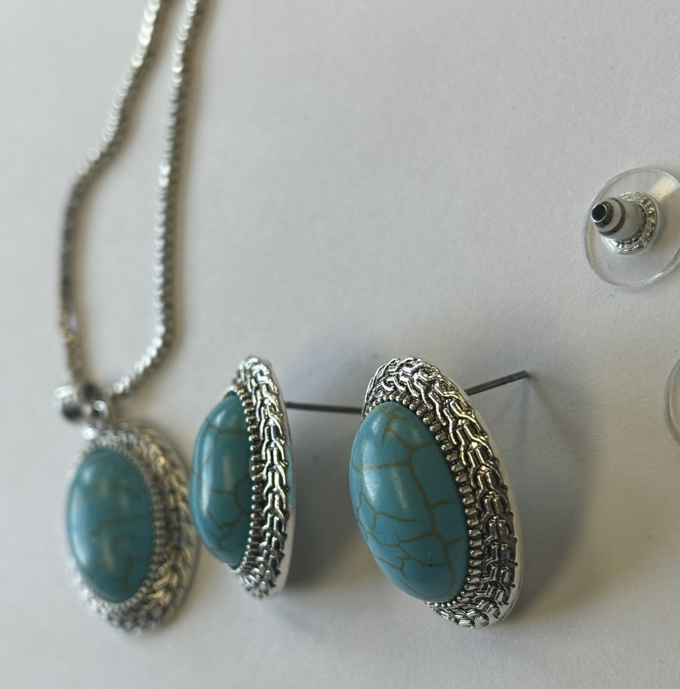 DIY Turquoise Necklace and Earrings Set