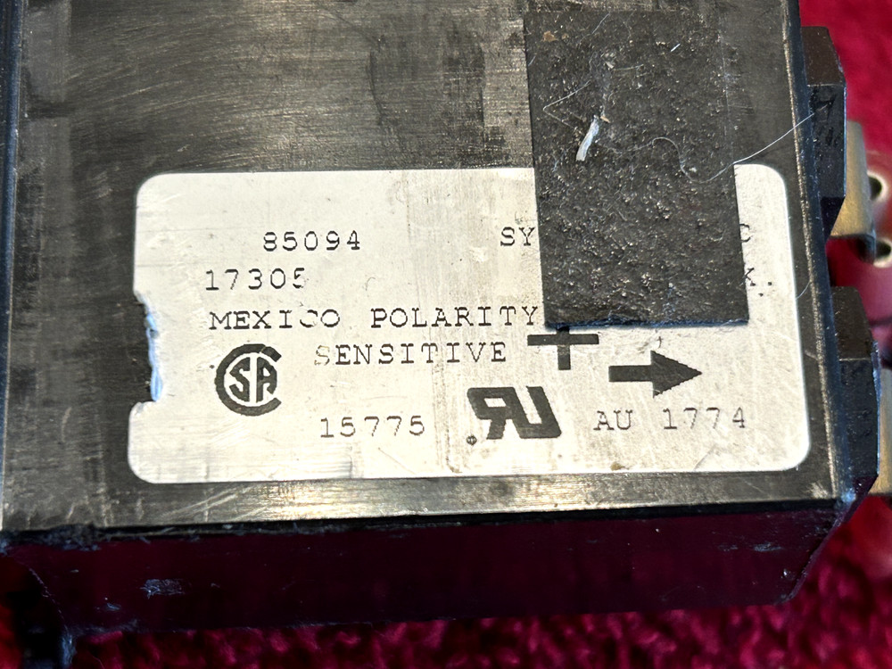 HONEYWELL 2" FLIGHT HOURS METER