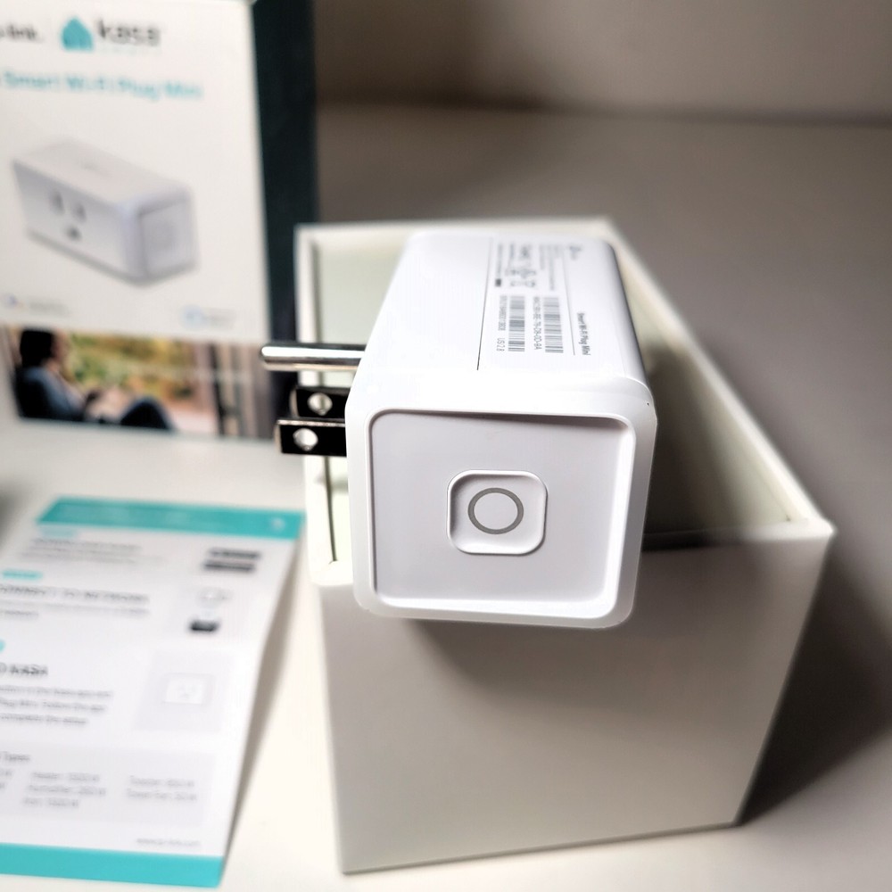 TP-Link Kasa Smart Wi-Fi Plug Mini - White Model HS105