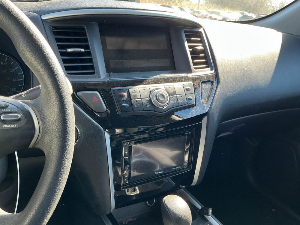 PATHFINDR 2013 Glove Box 4977470