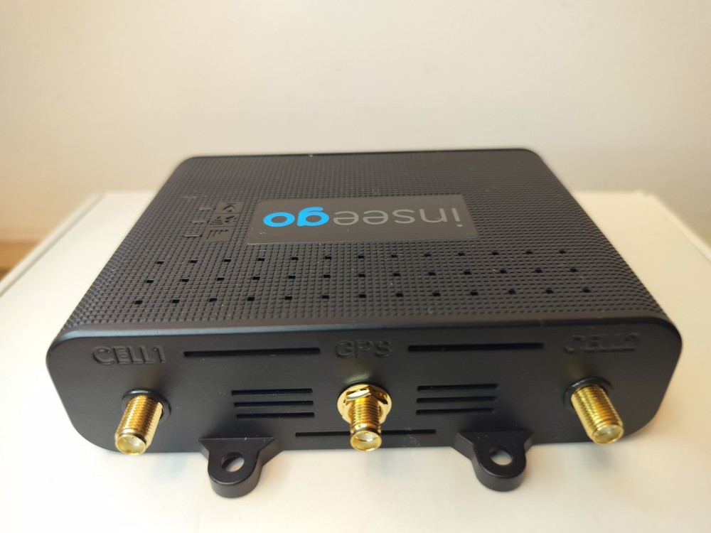 Inseego SKYUS 160 NE Cellular Gateway