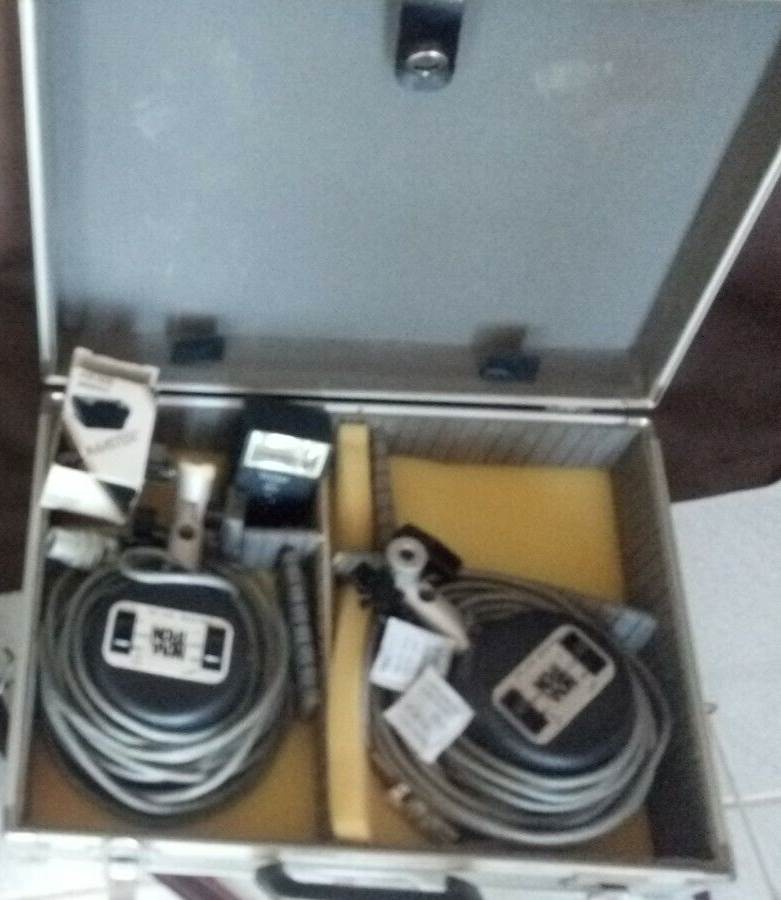 Novatron 440 Plus Studio with 2 Heads no stands