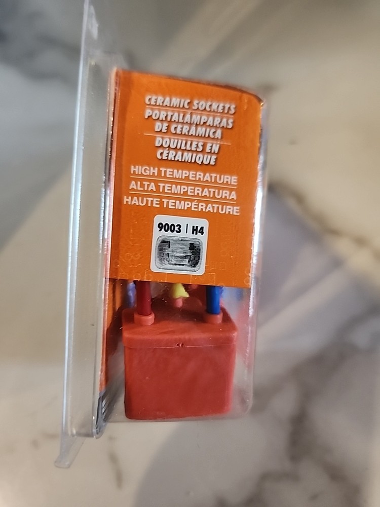 Dorman 90801 Builders Series H4 / 9003 Ceramic Socket