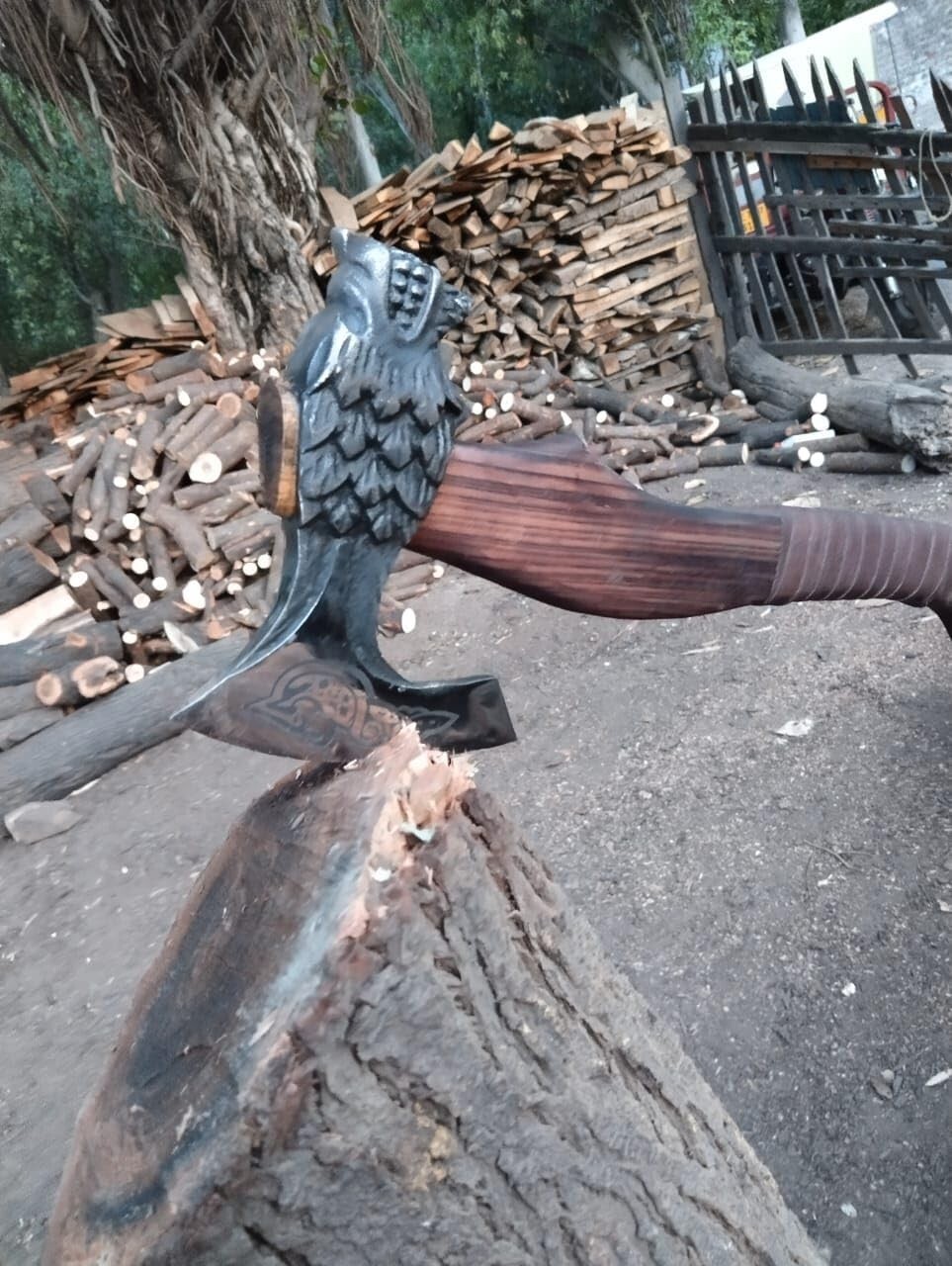 Custom Handmade Wolf Head Carbon Steel 19'' Viking Axe Working Bearded Hatchet