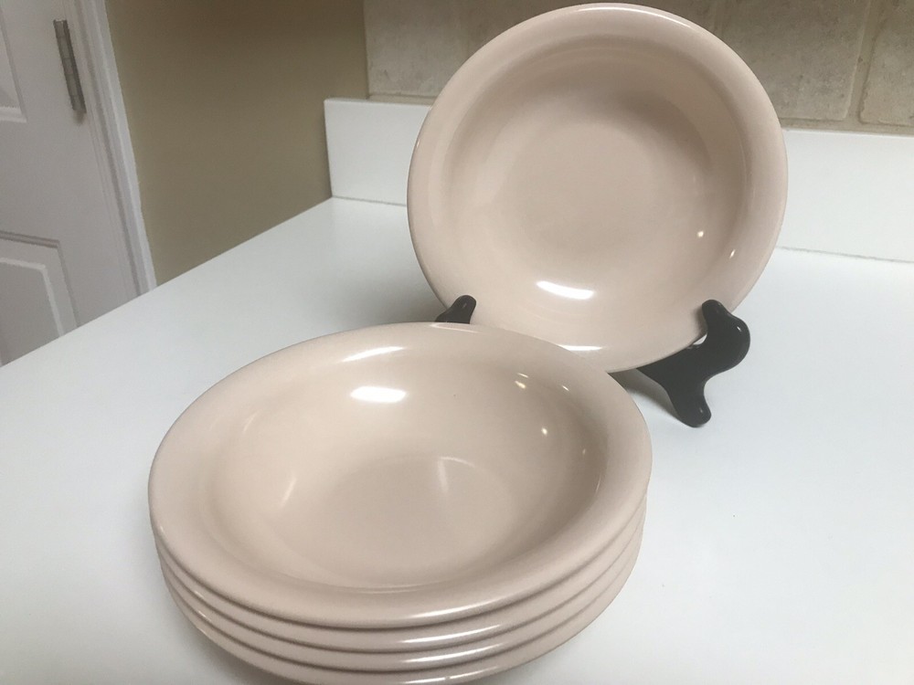 Tupperware Melmac Pink Soup/Cereal Bowls